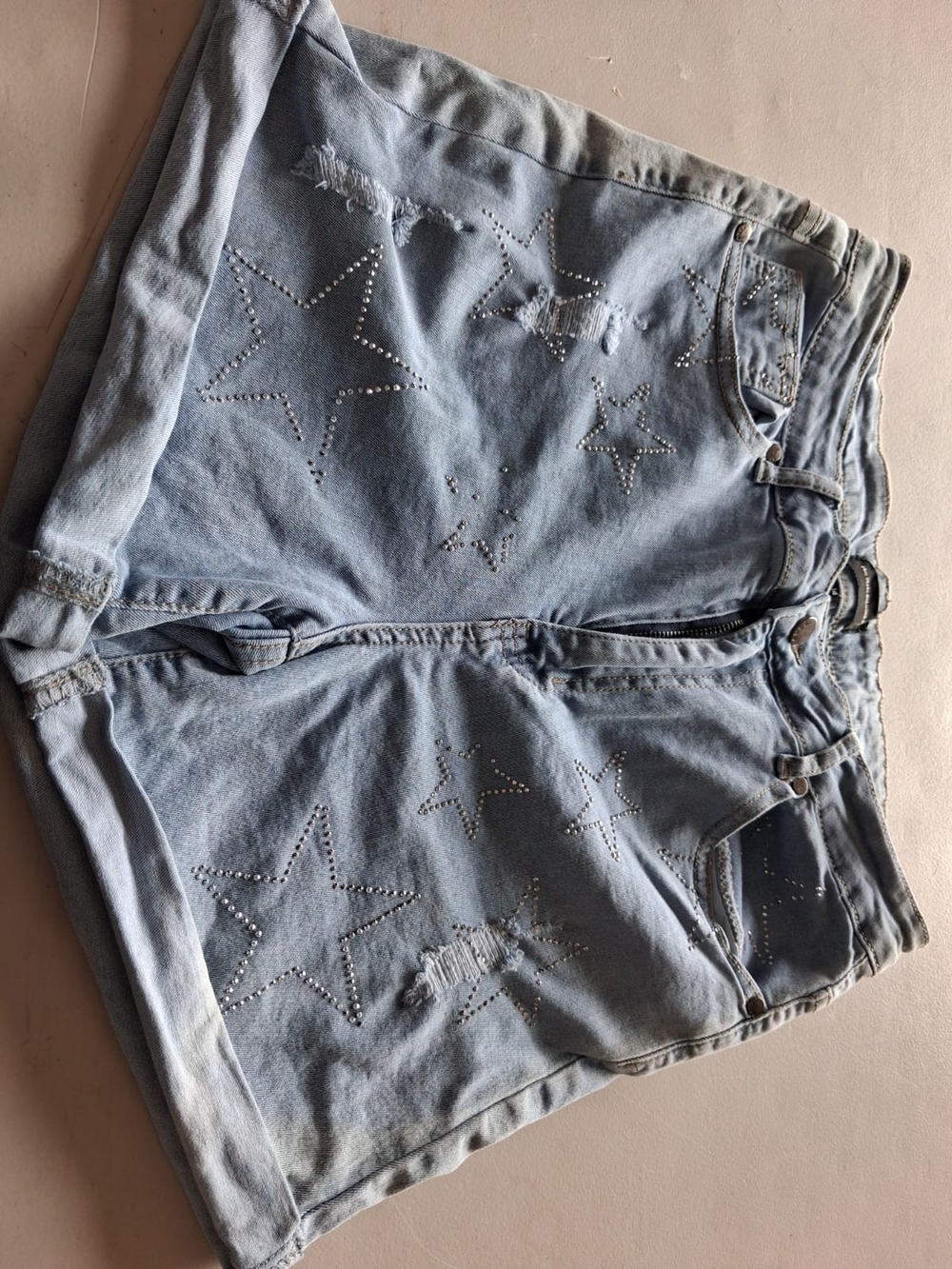 Light Wash Star-Embellished Denim Shorts